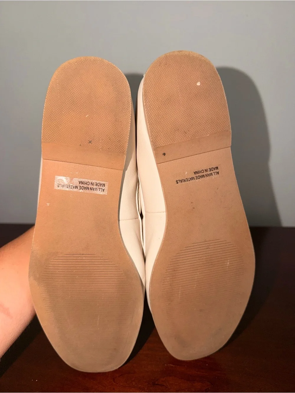DV by Dolce Vita Women's Off-White Leather Bow Loafers